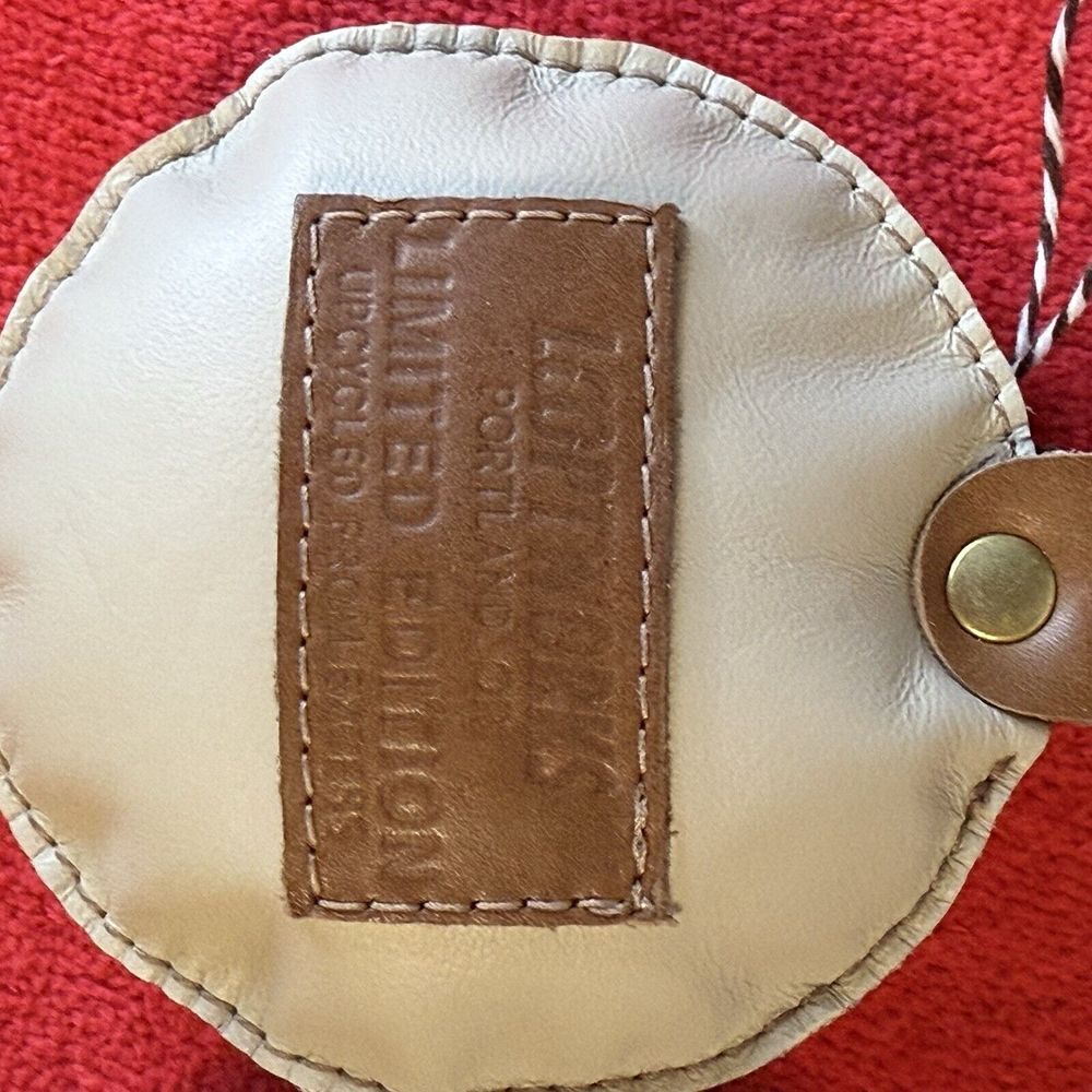 Handmade Looptworks Leather Christmas Ornaments Oregon Textile Tan‎ Upcycled